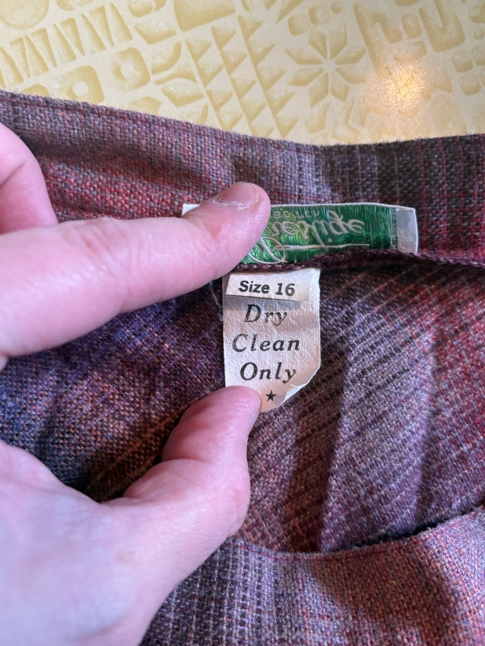 Vintage Pleated Plaid Midi Skirt in Multi-Color - Picture 6 of 8